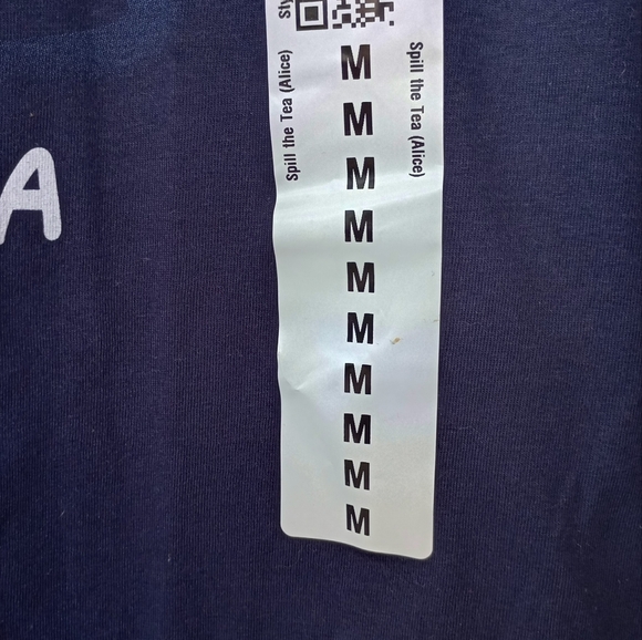 New "Spill The Tea" Cute Chibi Alice in Wonderland T-shirt Disney Size M - Picture 3 of 4